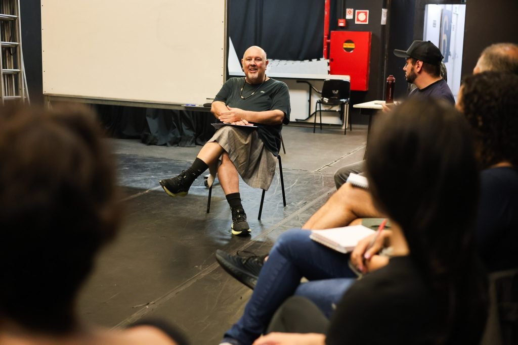 Curso “A composição do personagem a partir da palavra” com Gerson Steves, na sede Roosevelt da SP Escola de Teatro. (15/04/2025) | Foto: Clara Silva.