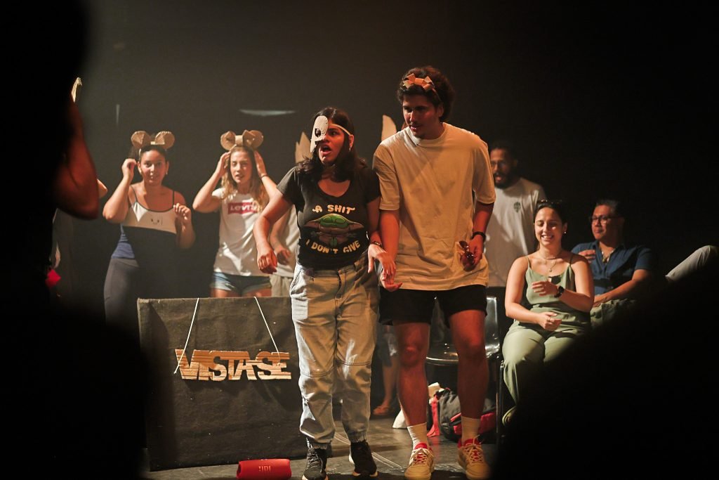 Mostra de Microcenas dos estudantes do módulo azul do curso regular de Direção da SP Escola de Teatro. (29/03/2025). | Foto: Clara Silva