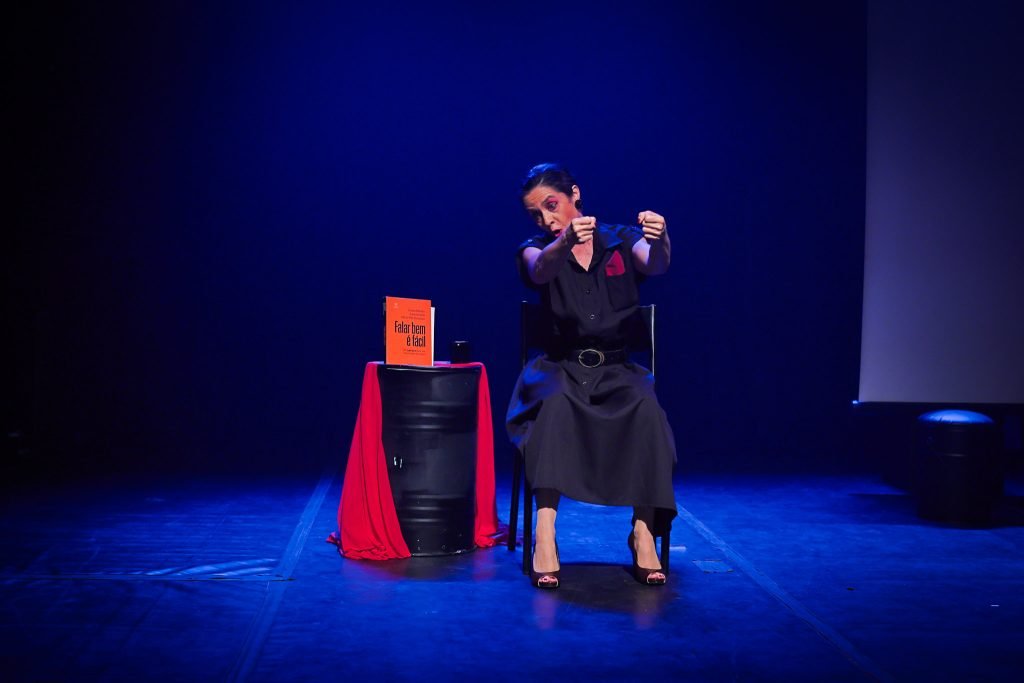 Espetáculo "Como Expressar uma Dor: Teoria e Prática", na sede Roosevelt da SP Escola de Teatro. (05/03/2025) | Foto: Clara Silva