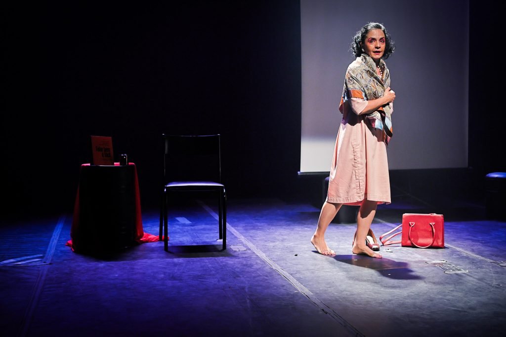 Espetáculo "Como Expressar uma Dor: Teoria e Prática", na sede Roosevelt da SP Escola de Teatro. (05/03/2025) | Foto: Clara Silva