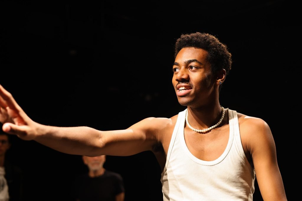 Mostra de Microcenas dos estudantes do módulo azul do curso regular de Direção da SP Escola de Teatro. (29/03/2025). | Foto: Clara Silva