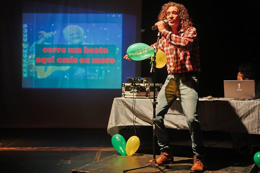 Mostra de Microcenas dos estudantes do módulo azul do curso regular de Direção da SP Escola de Teatro. (29/03/2025). | Foto: Clara Silva