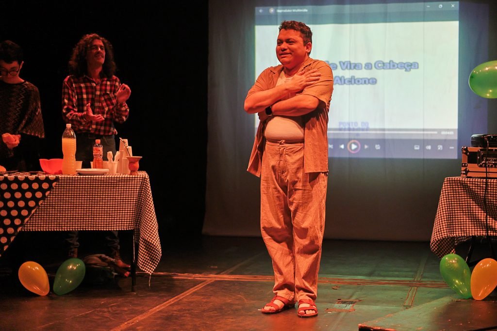 Mostra de Microcenas dos estudantes do módulo azul do curso regular de Direção da SP Escola de Teatro. (29/03/2025). | Foto: Clara Silva