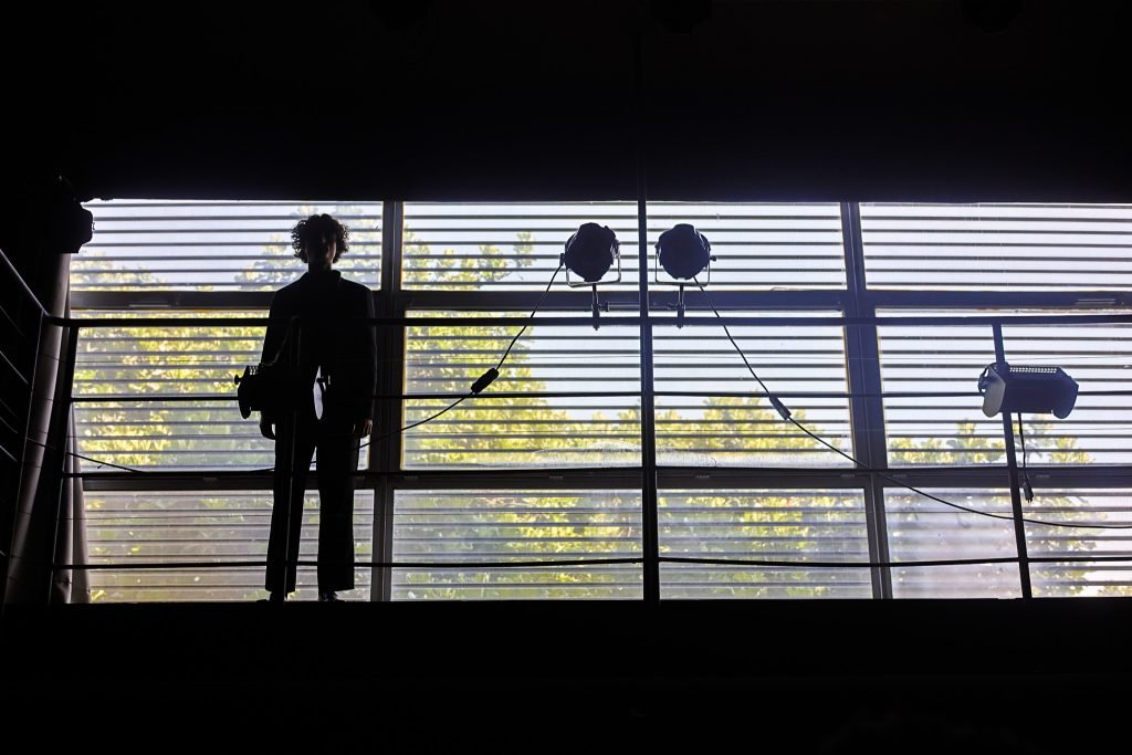 Mostra de Microcenas dos estudantes do módulo azul do curso regular de Direção da SP Escola de Teatro. (29/03/2025). | Foto: Clara Silva