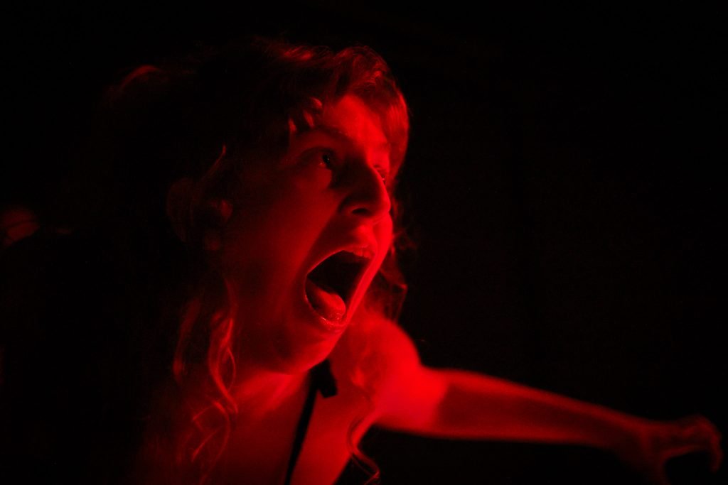 Mostra de Microcenas dos estudantes do módulo azul do curso regular de Direção da SP Escola de Teatro. (29/03/2025). | Foto: Clara Silva