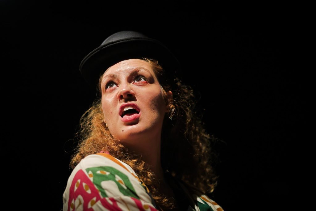 Mostra de Microcenas dos estudantes do módulo azul do curso regular de Direção da SP Escola de Teatro. (29/03/2025). | Foto: Clara Silva