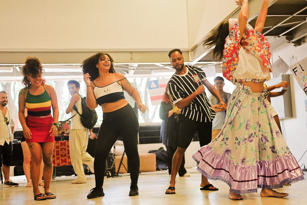 Mostra de Microcenas dos estudantes do módulo azul do curso regular de Direção da SP Escola de Teatro. (29/03/2025). | Foto: Clara Silva