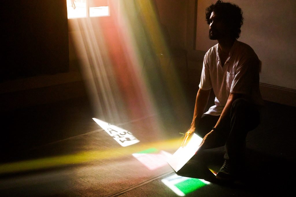 Atividade de curso de Iluminação na sede Brás da SP Escola de Teatro. (9/5/2025). | Foto: Clara Silva