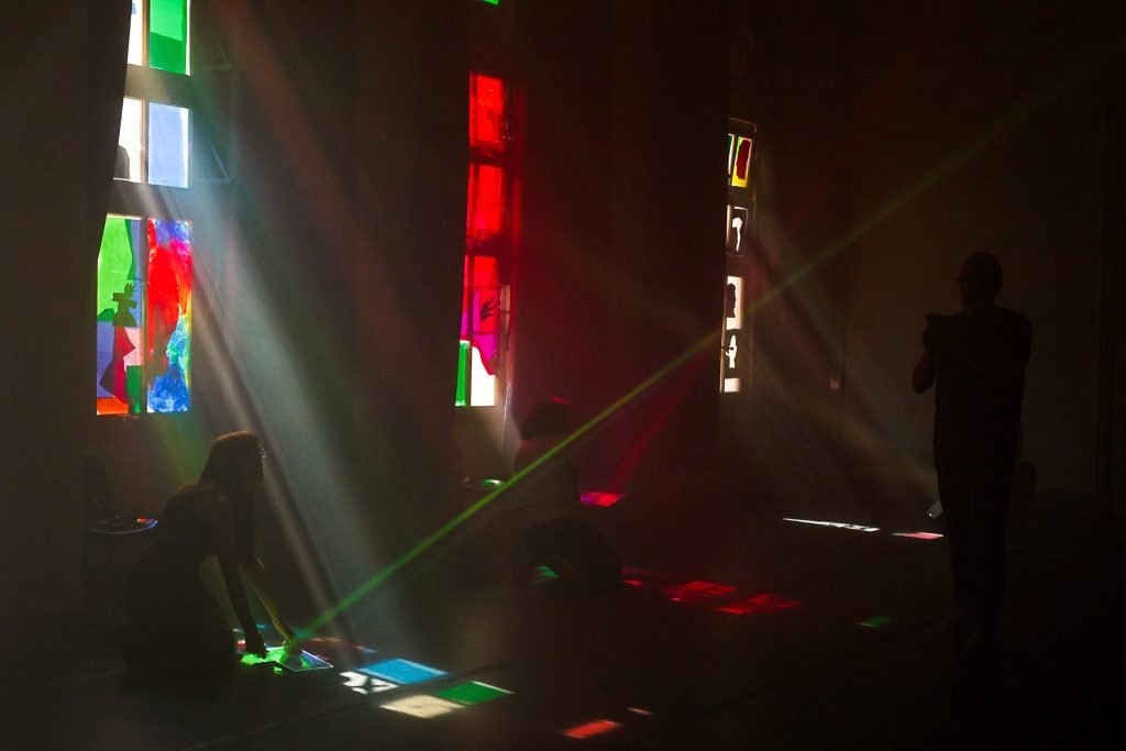 Atividade de curso de Iluminação na sede Brás da SP Escola de Teatro. (9/5/2025). | Foto: Clara Silva