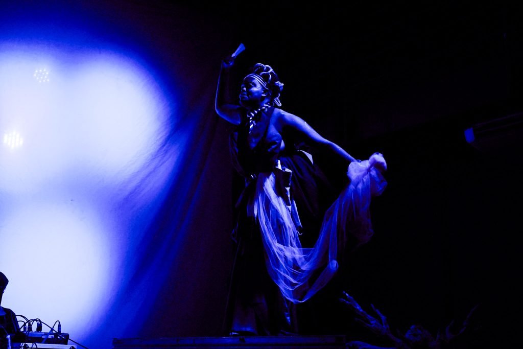 Mostra de Microcenas dos estudantes do módulo verde do curso regular de Direção da SP Escola de Teatro. (17/05/2025). | Foto: Clara Silva