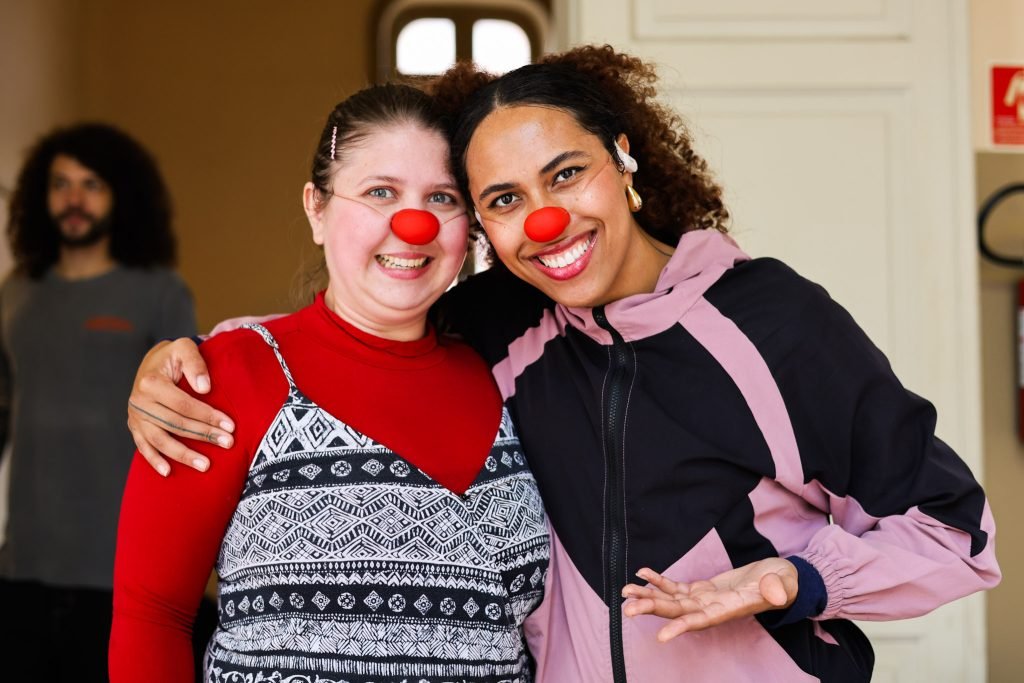 Juninada Sonoplástica Tropicalista, na sede Brás da SP Escola de Teatro. (23/5/2025). Foto: Clara Silva