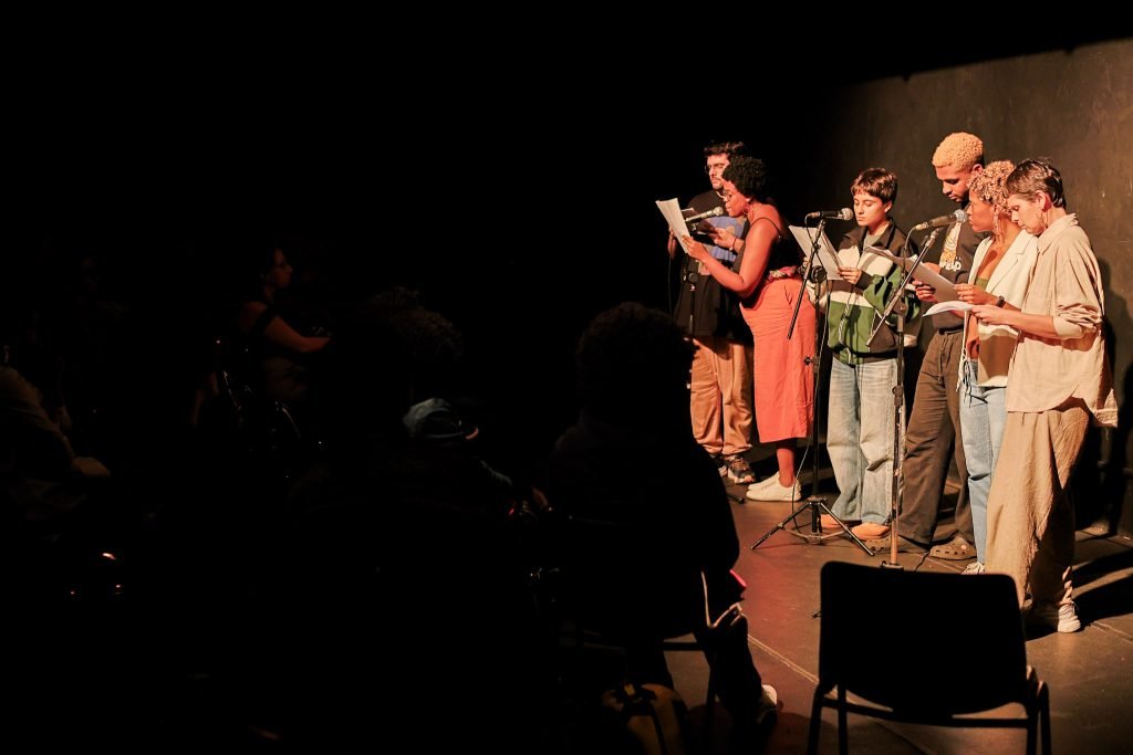 Primeiro dia do Cena Única, mostra dos estudantes de Dramaturgia da SP Escola de Teatro. (6/5/2025). | Foto: Clara Silva