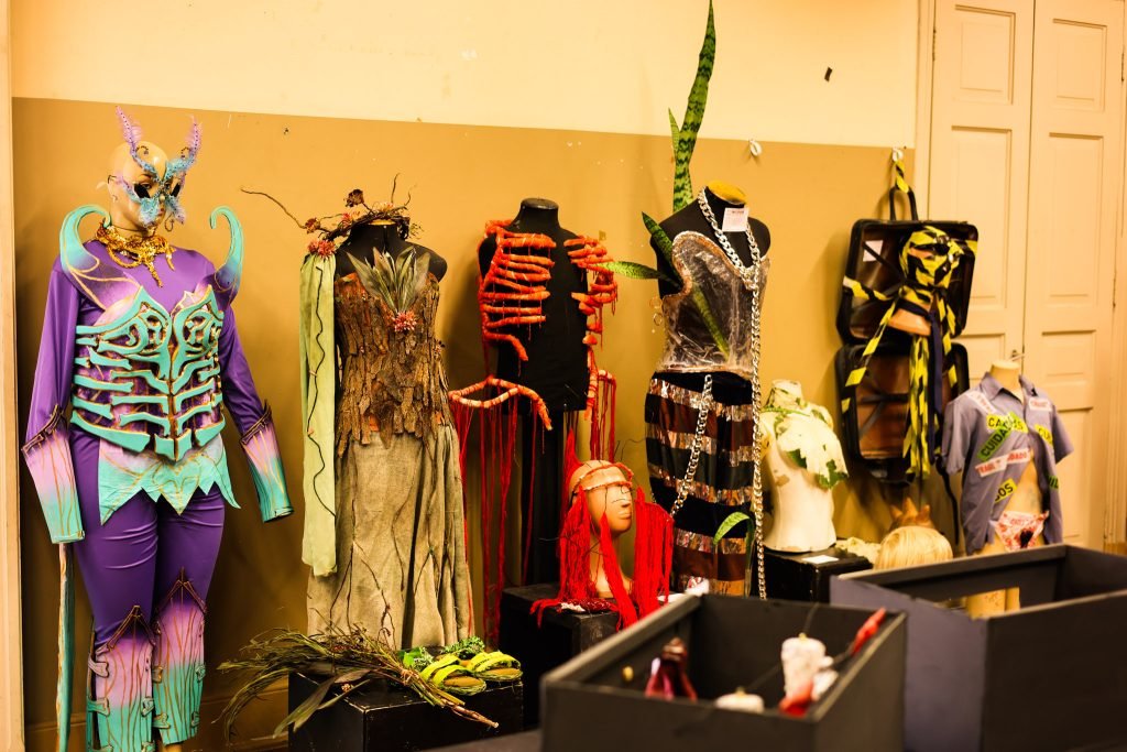 Juninada Sonoplástica Tropicalista, na sede Brás da SP Escola de Teatro. (23/5/2025). Foto: Clara Silva