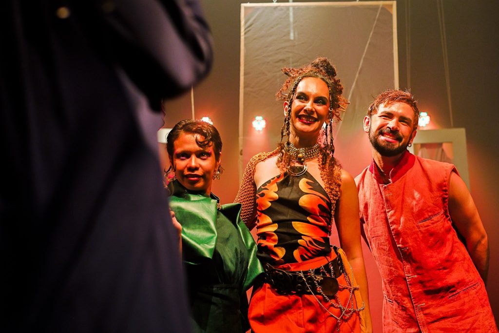 Experimento II do grupo N2 Verde, do primeiro semestre de 2025, na SP Escola de Teatro. | Foto: Clara Silva.