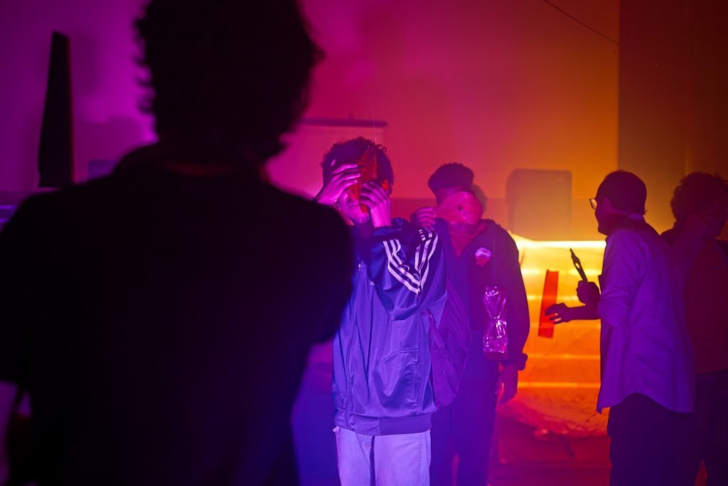 Experimento II do grupo N3 Azul, do primeiro semestre de 2025, na SP Escola de Teatro. | Foto: Clara Silva.