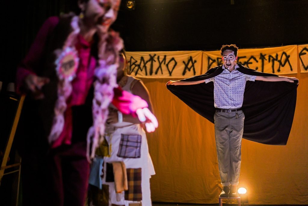 Experimento II do grupo N5 Verde, do primeiro semestre de 2025, na SP Escola de Teatro. | Foto: Clara Silva.