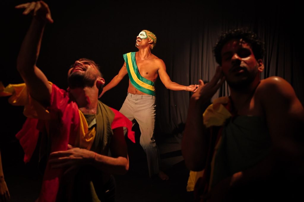 Mostra de Microcenas dos estudantes do módulo verde do curso regular de Direção da SP Escola de Teatro. (17/05/2025). | Foto: Clara Silva