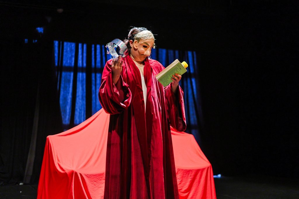 Mostra de Microcenas dos estudantes do módulo verde do curso regular de Direção da SP Escola de Teatro. (17/05/2025). | Foto: Clara Silva