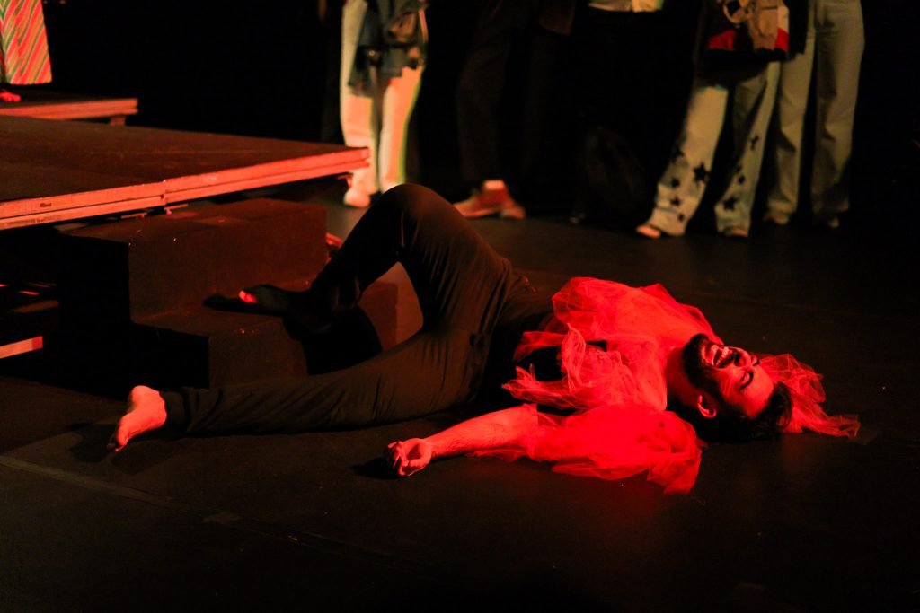 Mostra de Microcenas dos estudantes do módulo verde do curso regular de Direção da SP Escola de Teatro. (17/05/2025). | Foto: Clara Silva