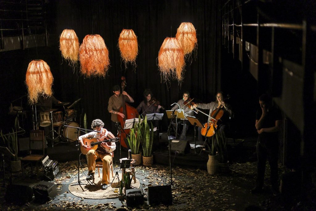 SP Música: show “Moda à Terra” de Ricardo Nash, na unidade Roosevelt, em (30/05/2025). | Foto: Clara Silva