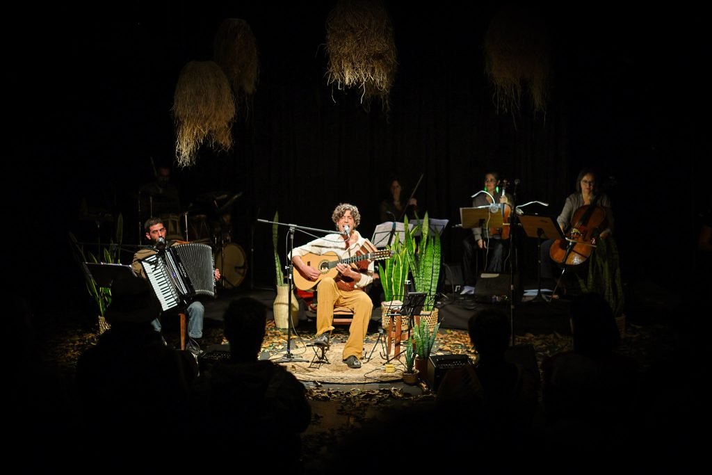 SP Música: show “Moda à Terra” de Ricardo Nash, na unidade Roosevelt, em (30/05/2025). | Foto: Clara Silva