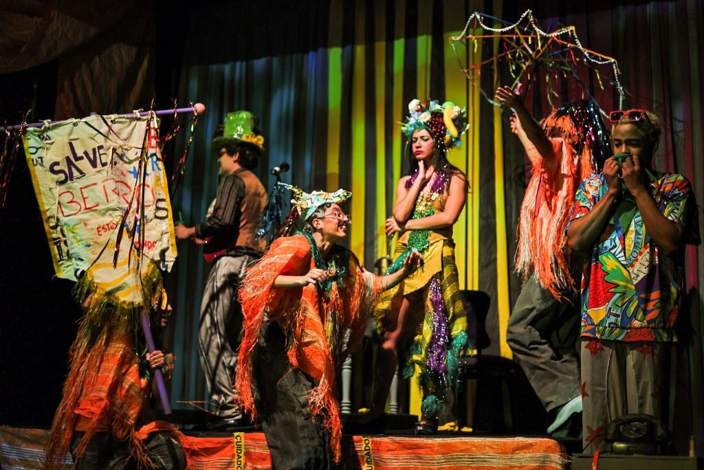 Experimento III do grupo N1 Verde, do segundo semestre de 2025, na SP Escola de Teatro. | Foto: Clara Silva.