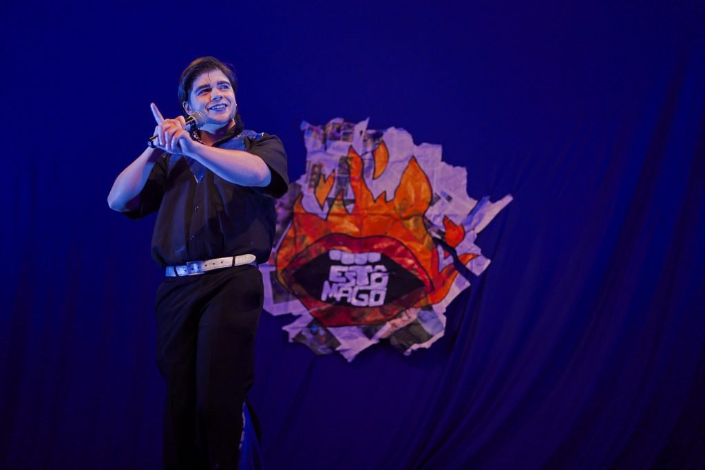 Experimento III do grupo N6 Verde, do segundo semestre de 2025, na SP Escola de Teatro. | Foto: Clara Silva.