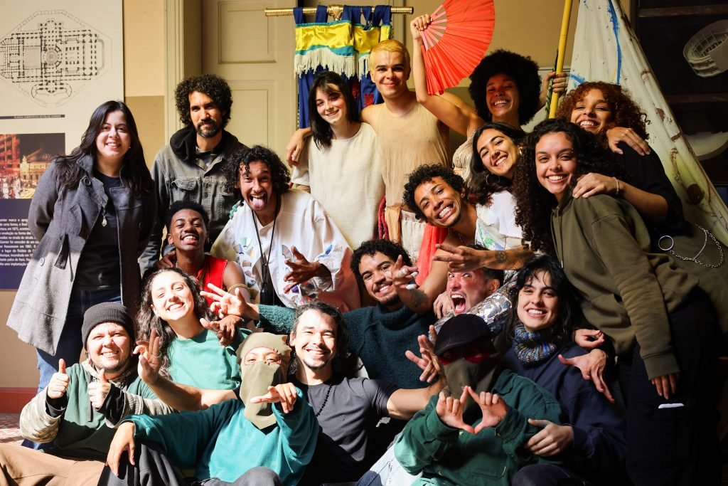 Visita da deputada federal Sâmia Bomfim, na sede Brás da SP Escola de Teatro. (13/06/2025) | Foto: Clara Silva.