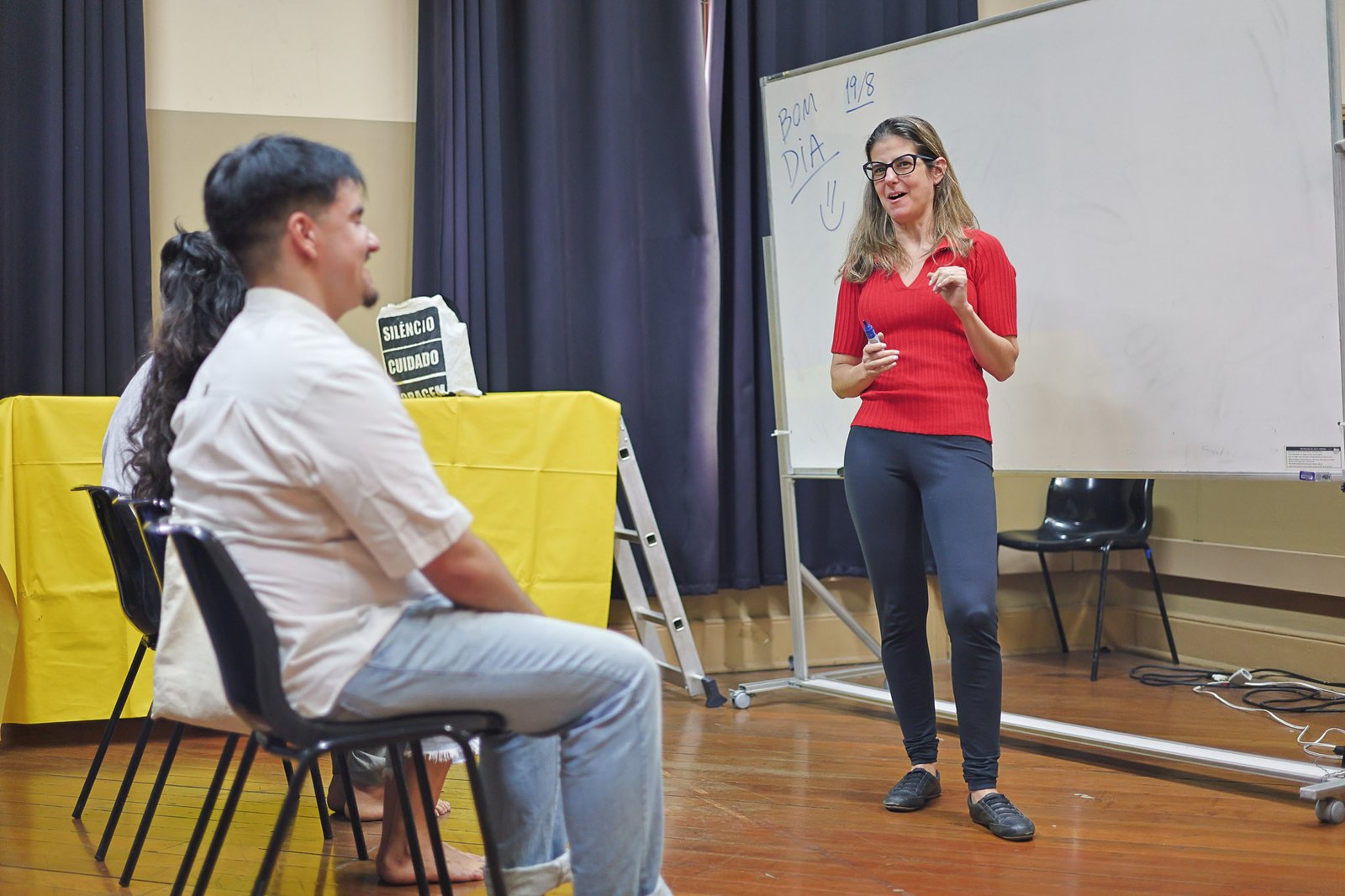 Atividade final do curso “Laboratório de Teatro Documentário” com Luiz Campos, na sede Brás da SP Escola de Teatro. (20/08/2025) | Foto: Clara Silva.