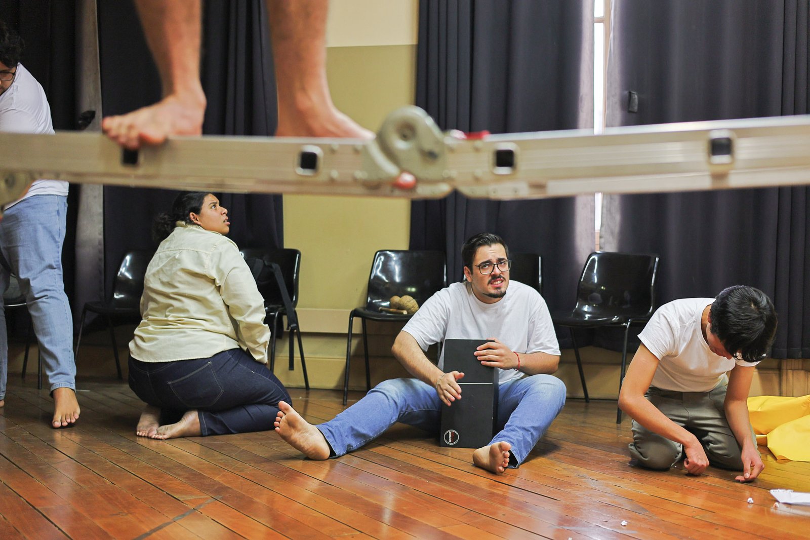 Atividade final do curso “Laboratório de Teatro Documentário” com Luiz Campos, na sede Brás da SP Escola de Teatro. (20/08/2025) | Foto: Clara Silva.