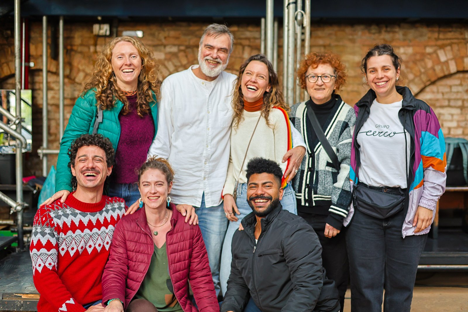Grupo Cerco em conversa com Marcelo Drummond no Teatro Oficina, projeto do Ocupa Lab. (15/08/2025). | Foto: Clara Silva.