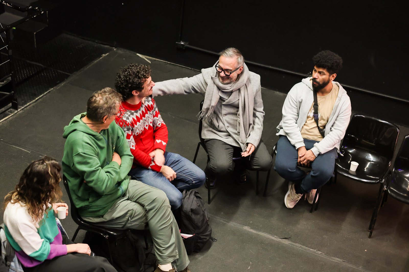 Recepção do Grupo Cerco, projeto do Ocupa Lab, na sede Roosevelt da SP Escola de Teatro. (11/08/2025). | Foto: Clara Silva.