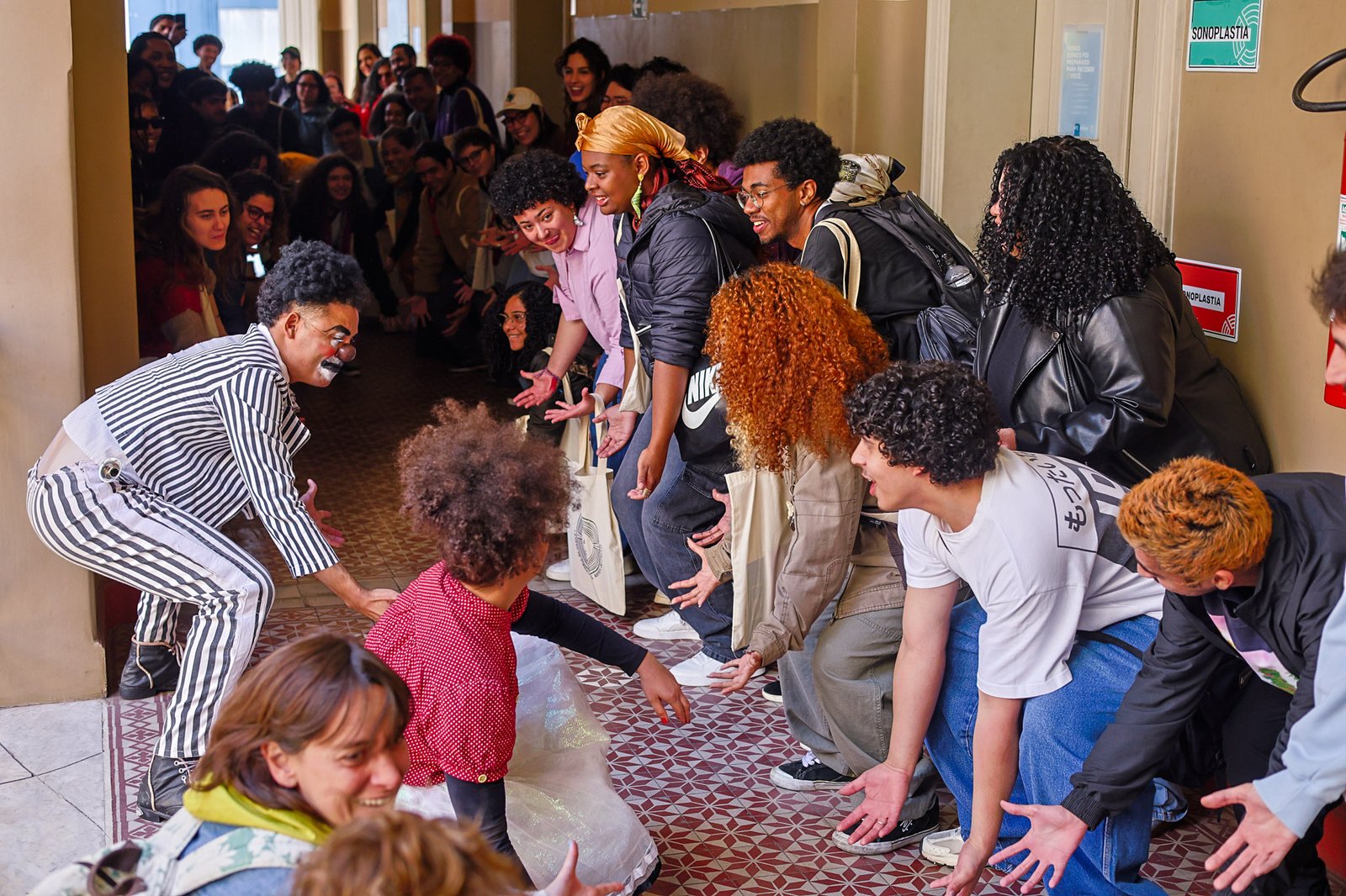 Recepção dos estudantes do 2° semestre de 2025, na sede Brás da SP Escola de Teatro. (02/08/2025). | Foto: Clara Silva.