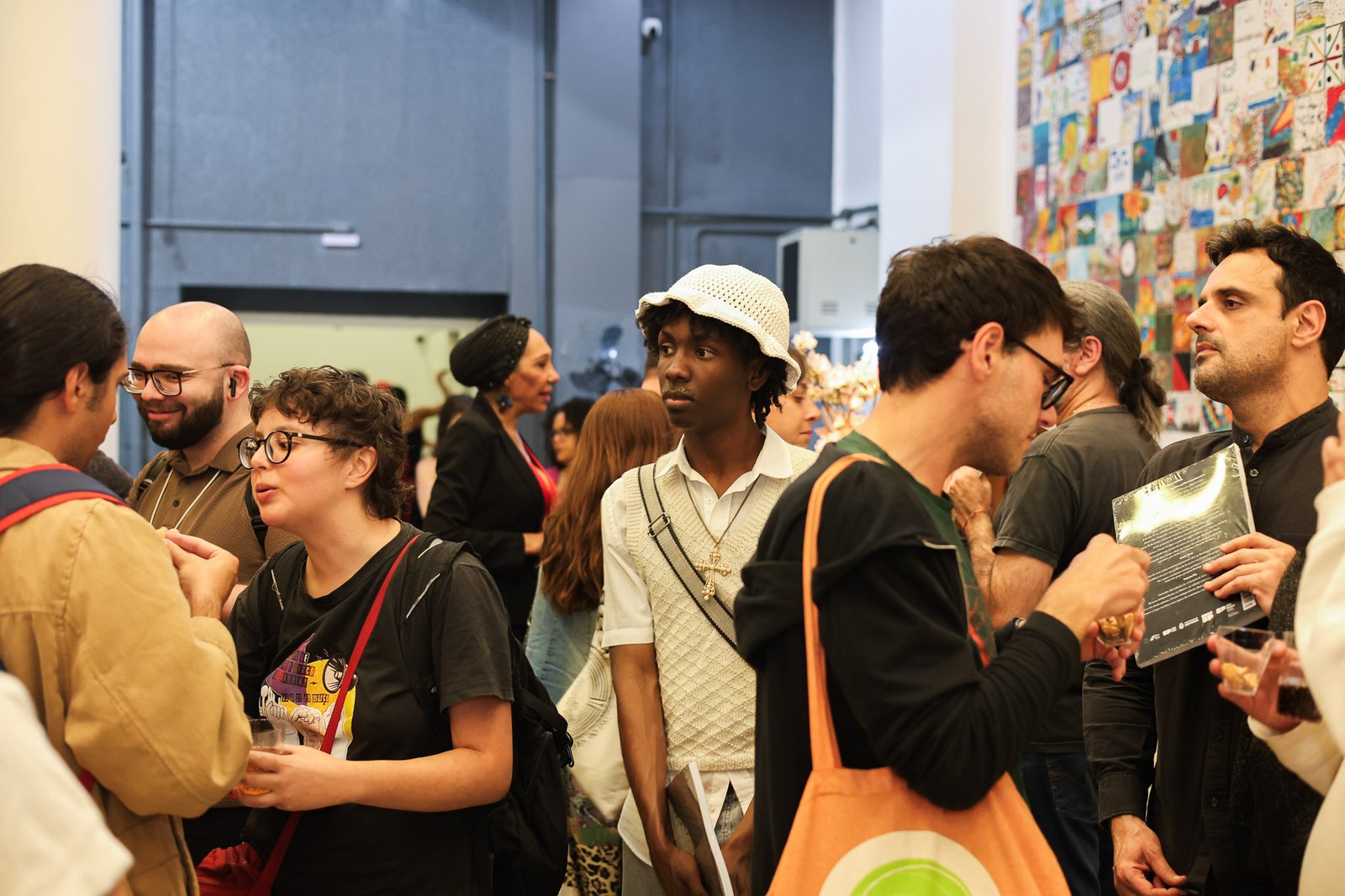 Lançamento da Revista A[L]BERTO #11 na sede Roosevelt da SP Escola de Teatro. (03/09/2025). | Foto: Clara Silva