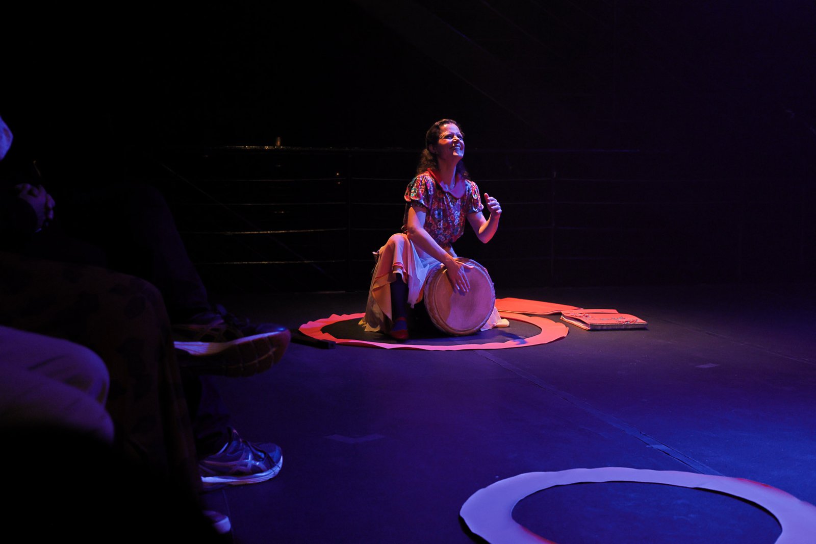 Espetáculo "Mazé! De Onde Vem? Quem É?" da AIVU Teatro, na unidade Roosevelt. (30/08/2025) | Foto: Clara Silva