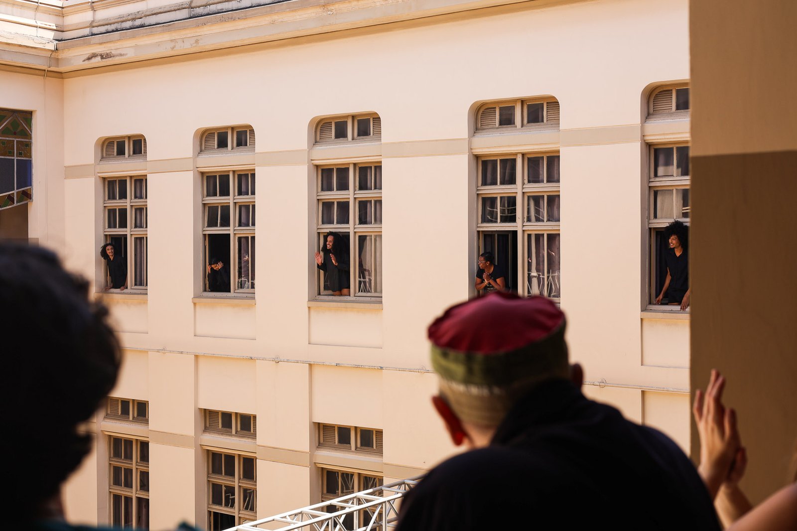 Mostra de Microcenas dos estudantes do módulo vermelho do curso regular de Direção da SP Escola de Teatro. (27/09/2025). | Foto: Clara Silva