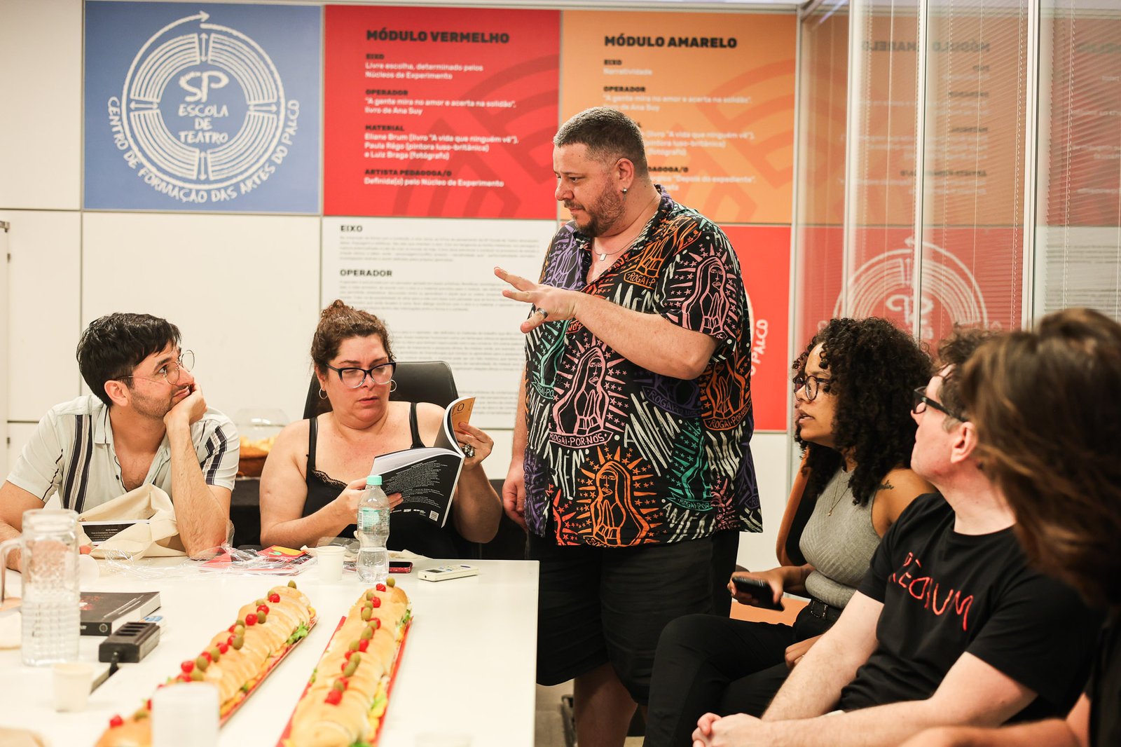 Recepção Cia Espaço em Branco, projeto do Ocupa Lab, na sede Roosevelt da SP Escola de Teatro. (06/10/2025). | Foto: Clara Silva.
